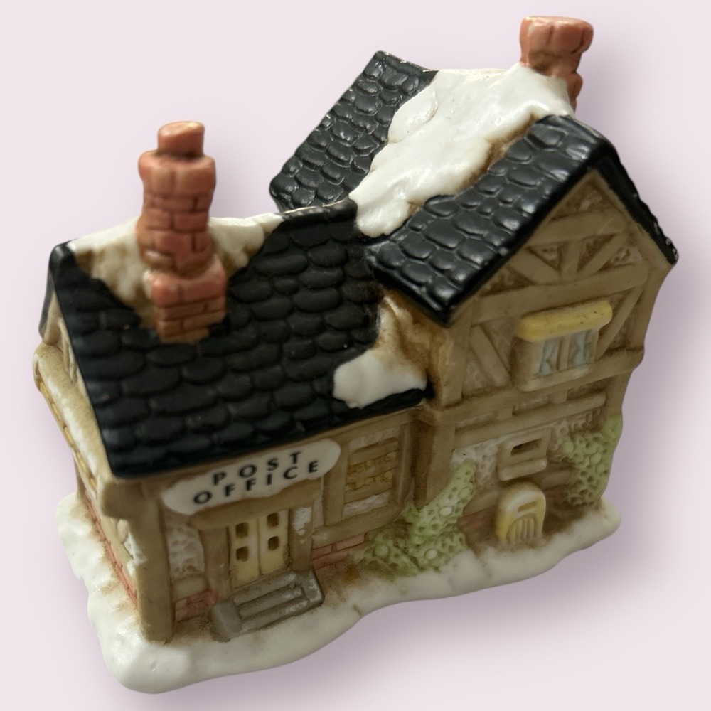 Porcelain Bisque‎ Miniature Olde Town Village Post Office 1992; no box